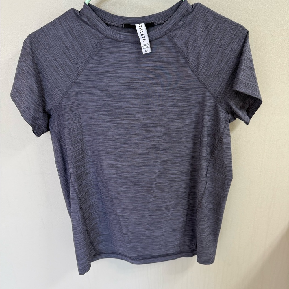 Athleta Charcoal Heather Work out Top XS